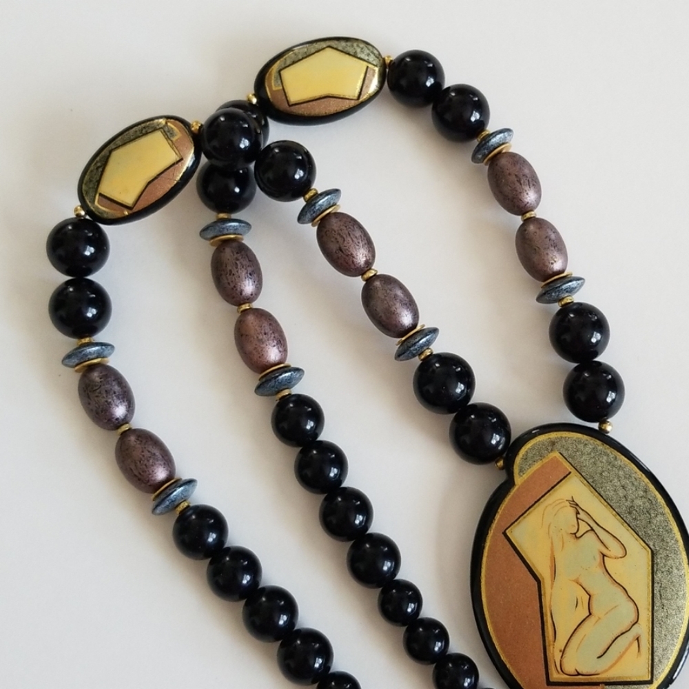 Necklace - Picture 5 of 8